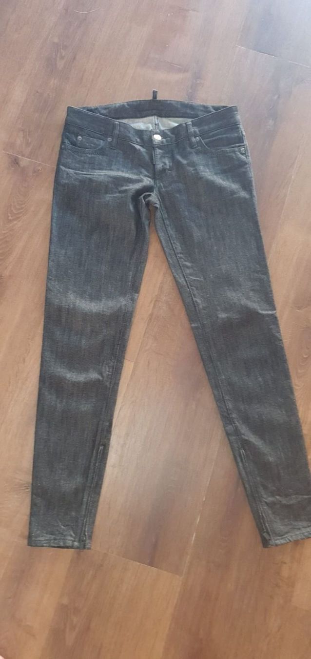 Dsquared2 Jeans: Jeans Dsquared2 noir - IT42 – Nuovo (secondo la descrizione) da St-Sulpice VD venduto da juhdu 1