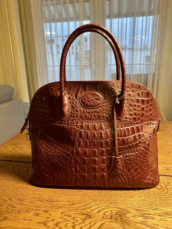 Echtledertasche dunkelrot mit Krokoleder-Prägung NEU!