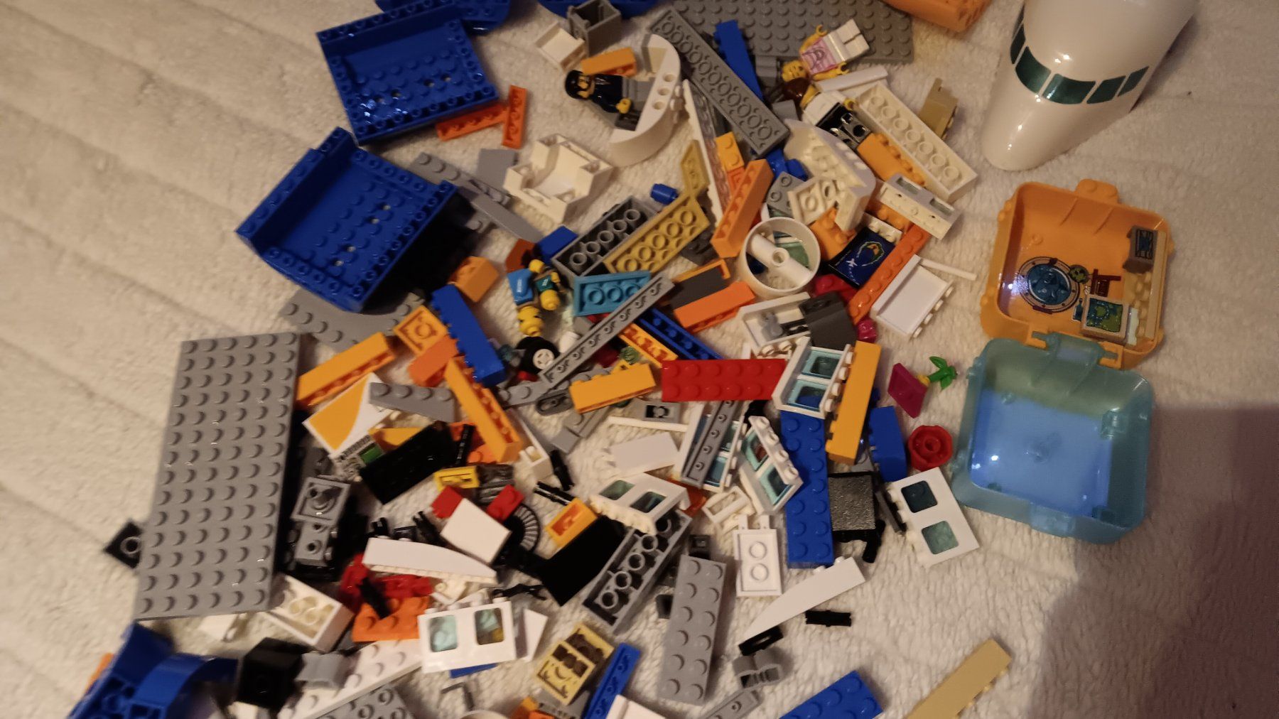 Lego Spielzeuge: Lego 60262, Passagierflugzeug – Gebraucht aus Dietikon von Rabia 5