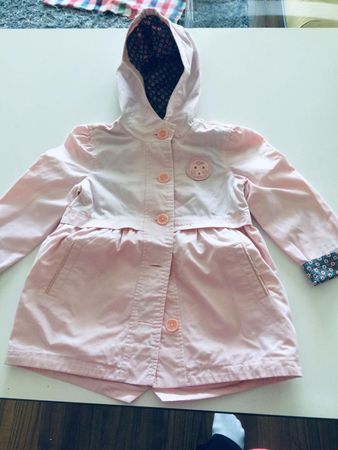 C&A / Gr.98 Trenchcoat für Mädchen