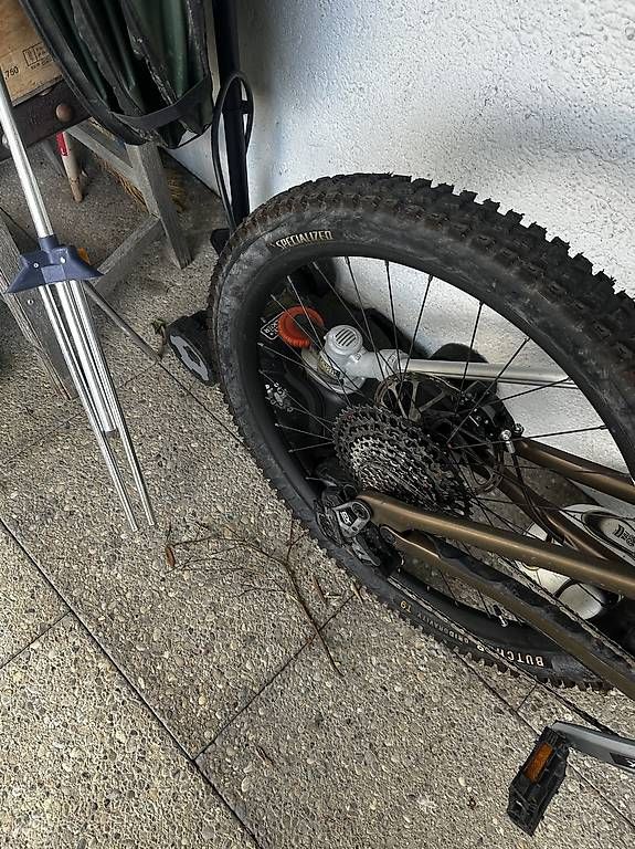 Specialized Biciclette: Fast Neues Specialized Turbo Levo Expert Full Carbon – Usato da glattbrugg venduto da Sali11 4