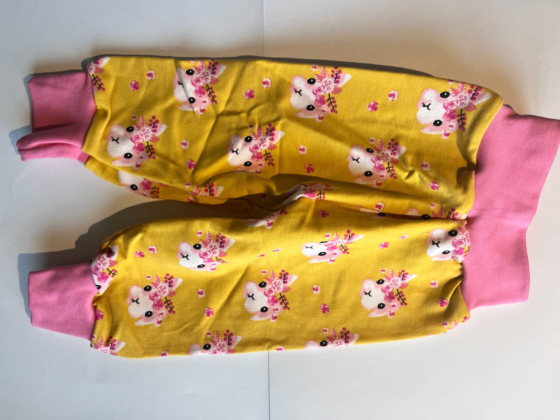 Pantaloni: 1 Kinderhose selbst genäht – Nuovo (secondo la descrizione) da Büsserach venduto da bor_s88m