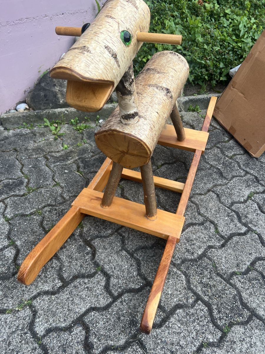 Sonstige Gartenschaukeln: Holzschaukelpferd – Gebraucht aus baden von mar_h6v8 1