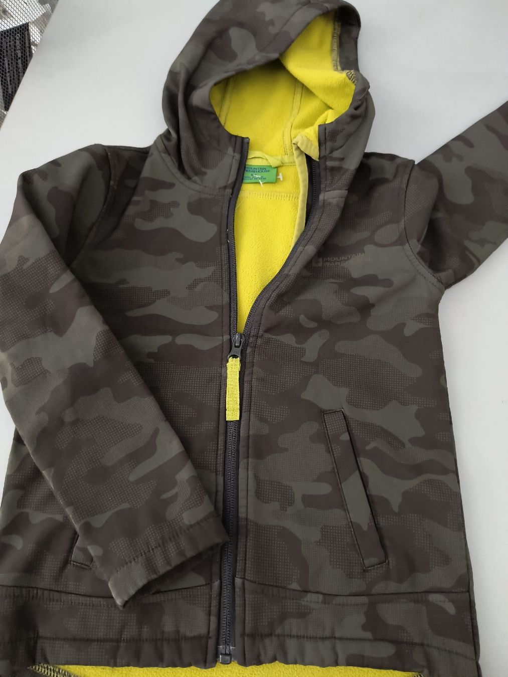 Giacche & Cappotti: Softshell Jacke, Grösse 116, Camouflage, Top Zustand! – Usato da Schöfflisdorf venduto da kin_2dp9
