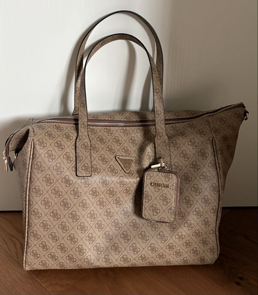 Guess Taschen für Damen: Guess Shopper / Reisetasche – Neu und originalverpackt aus Reichenburg von Katharinach 4