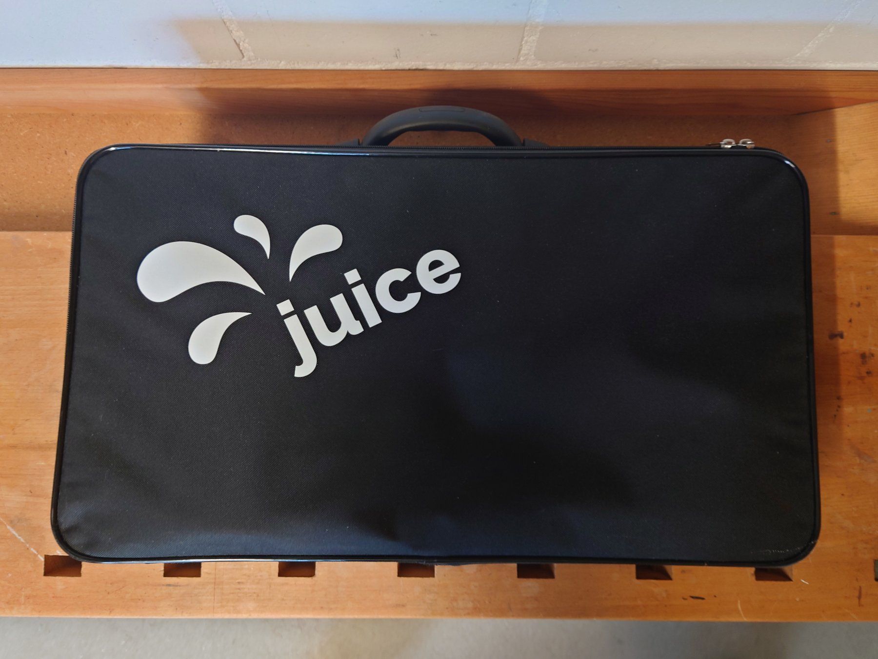 Juice Caricabatterie: Juice Booster 2 Ladegerät inkl. 2 Adapter – Usato da Inkwil venduto da muneli81 4