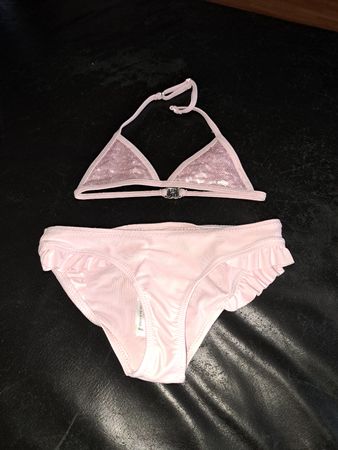 Maillot de bain 2 pièces rose clair - parfait pour l'été