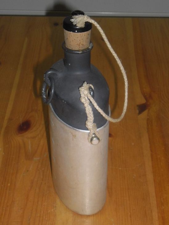 Schweizer Armee Ausrüstung & Ersatzteile: Feldflasche 1940 , Original CH Armee – Gebraucht aus Büren SO von omsa 1