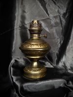 Brass Oil Lamp Decorative Antique Style Used