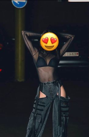 Coole Hose mit Cut-Outs, neuwertig, Grösse S