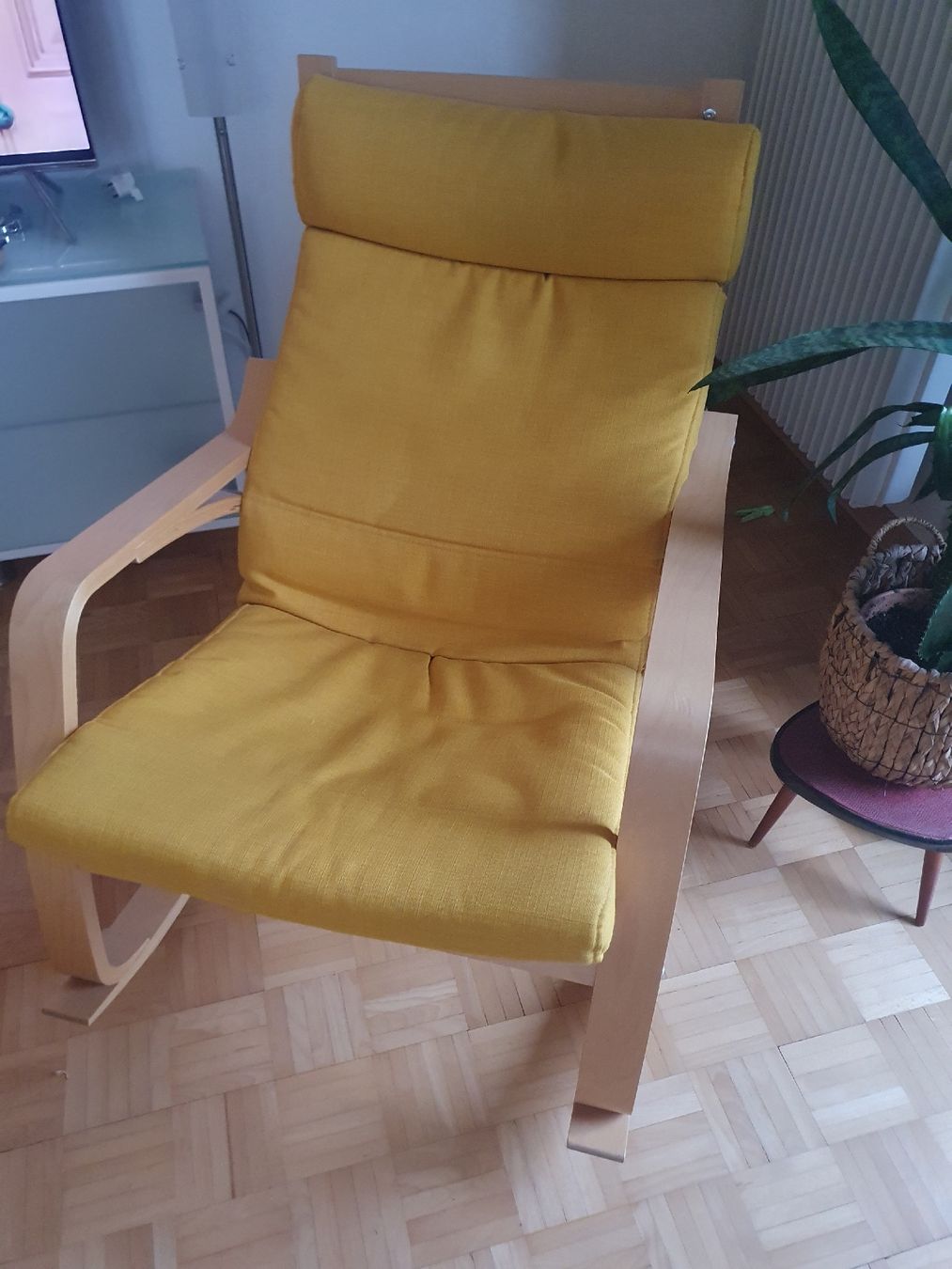 Ikea Poltrone: Schaukelstuhl POÄNG von Ikea – Usato da Luzern venduto da Corueegsegger 3