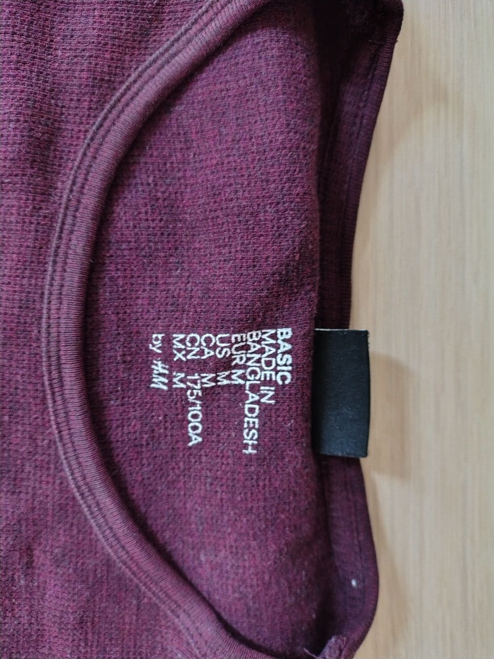 H&M Pulls & Sweat-shirts: H&M Sweatshirt – D'occasion à Regensdorf par szo_xjg5 2