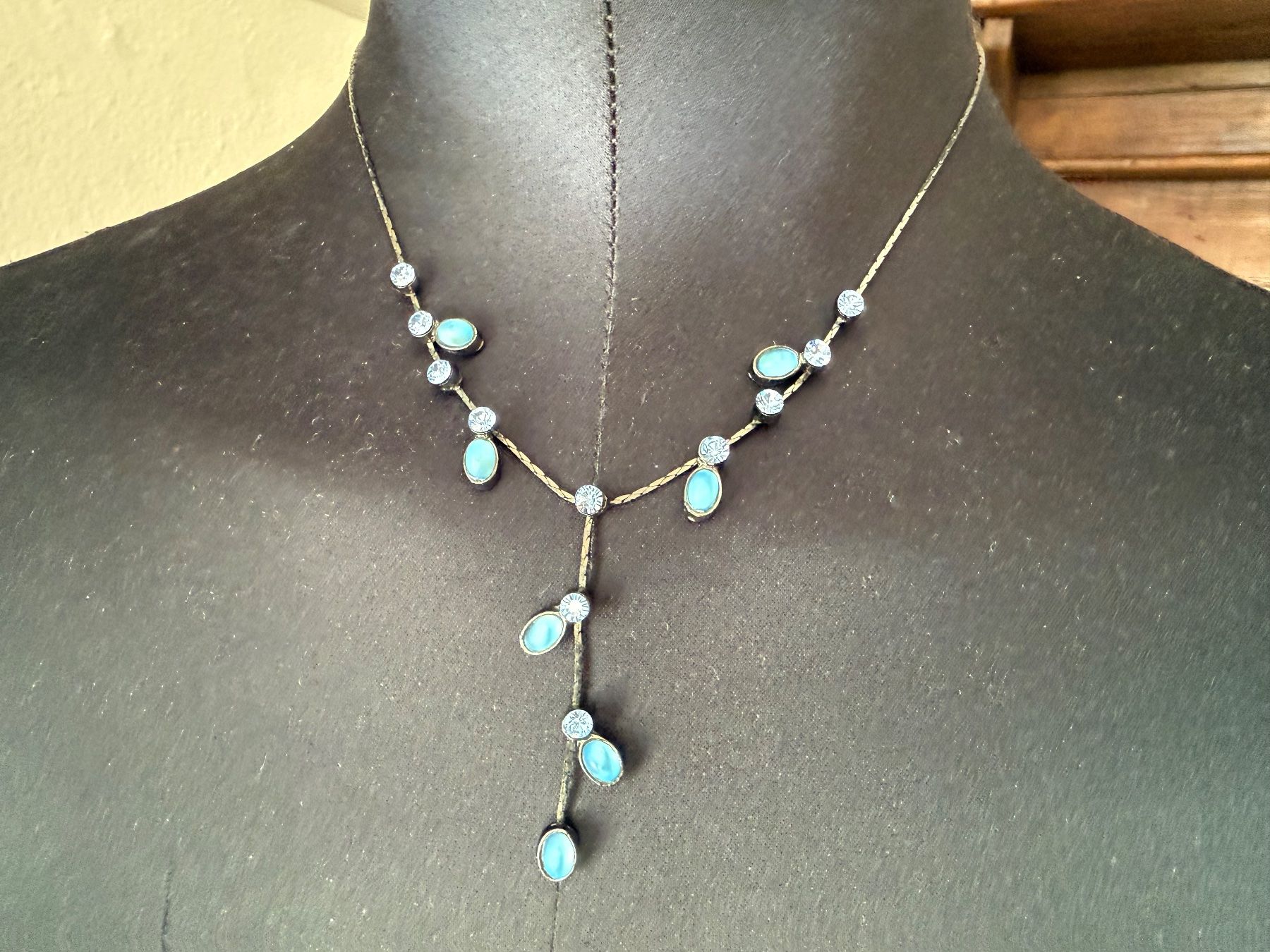 Catenine: Halskette mit blauen Steinen – Usato da Lamone venduto da LaCantinaMagica