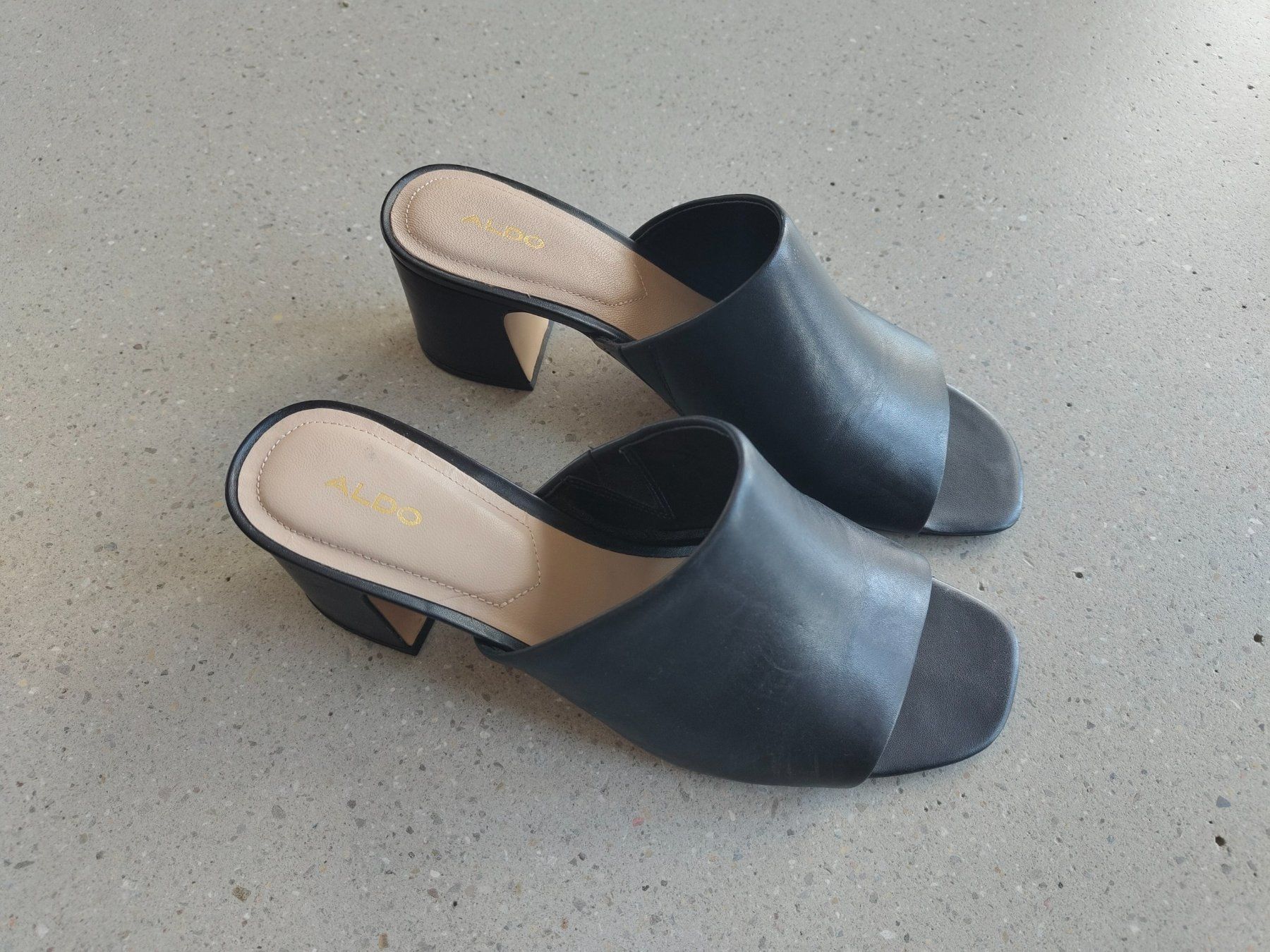 Aldo Scarpe da donna: ALDO Sandaletten Mules schwarz, Gr. 39 – Usato da Regensdorf venduto da kat_5n2y