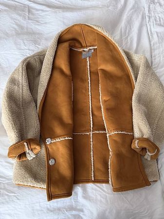 Flauschige Oversize Teddyjacke