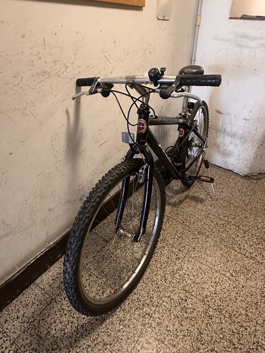 Biciclette: Mountain Bike purple Good Condition – Usato da Zürich venduto da OldtownShop 7