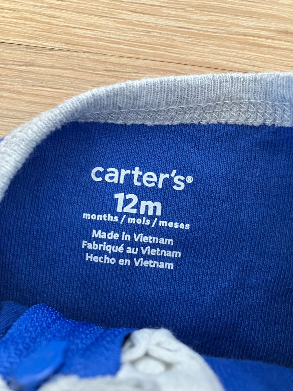 Carter's Pigiama & Simili: Carter's Pyjama mit Antirutsch-Füssen 12m – Usato da Zürich venduto da tscherel 1