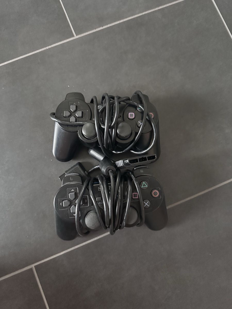 Sony Konsolen: PS2 Controller – Gebraucht aus Rikon im Tösstal von EliasGerber