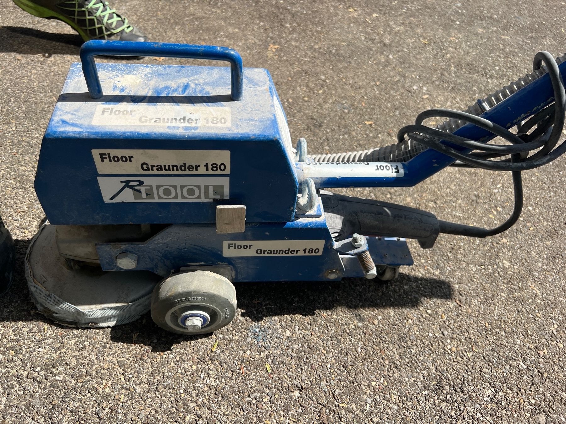 Smerigliatrici & Lucidatrici: Floor Grinder 180 Bodenschleifmaschine – Usato da Egg b. Zürich venduto da SwissTradingAgency 2
