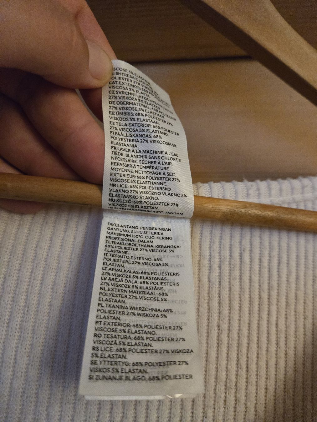 H&M Maglioni & Felpe: Cardigan Pulliver gerippt weiss - Grösse XL  – Usato da Unterterzen venduto da elebo 4