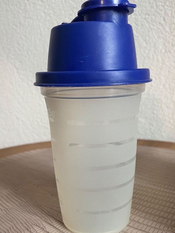 Tupperware Mess- / Schüttelbecher blau - Top Zustand (Gebraucht) in ...