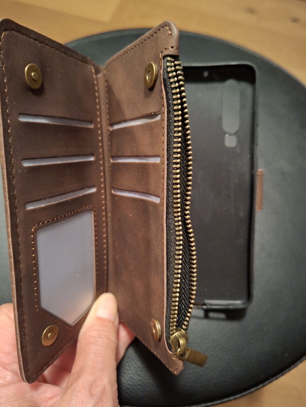 Huawei Cover & Protezioni schermo: Huawei P30 Cover – Usato da Flims Dorf venduto da Wuschel03 1