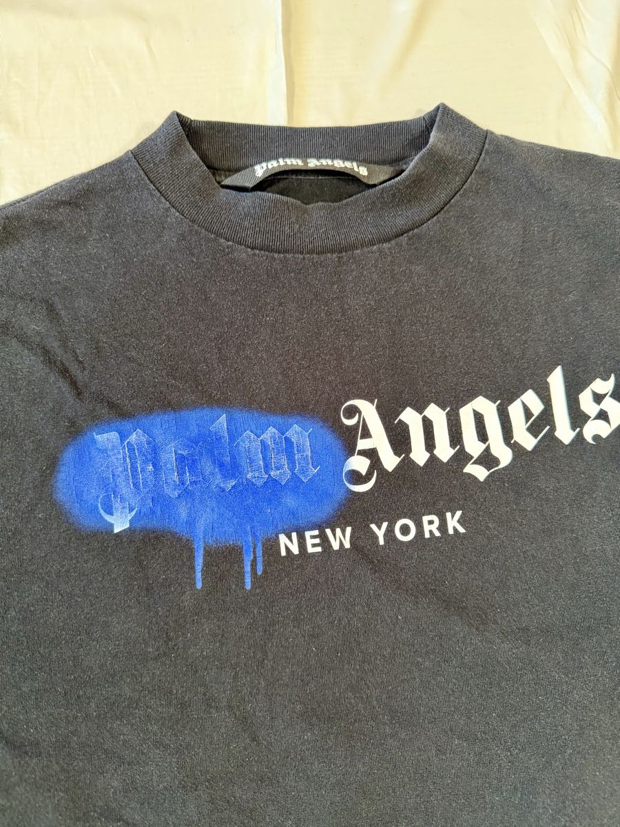 Palm Angels T-shirt: Palm Angels T-Shirt  – Usato da Pfäffikon ZH venduto da Nataliia. 1