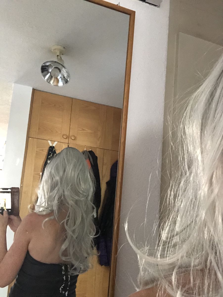 Accessori per capelli: Perücke Grau Ombré Lang Gewellt Kunsthaar – Nuovo (secondo la descrizione) da Baltschieder venduto da Miumiu21 1