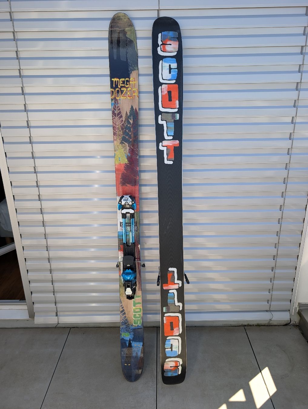 Scott Skis: Powder Skis - Scott Mega doser – Gebraucht aus Zürich von WKSwissTech 1
