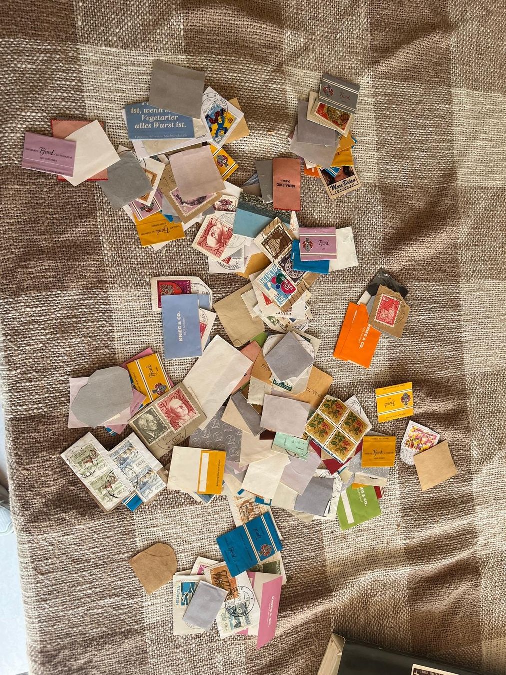 Tutti i francobolli: Etwa 10.000 Briefmarken – Usato da Niederbipp venduto da Buettler_Gjukaj1 8