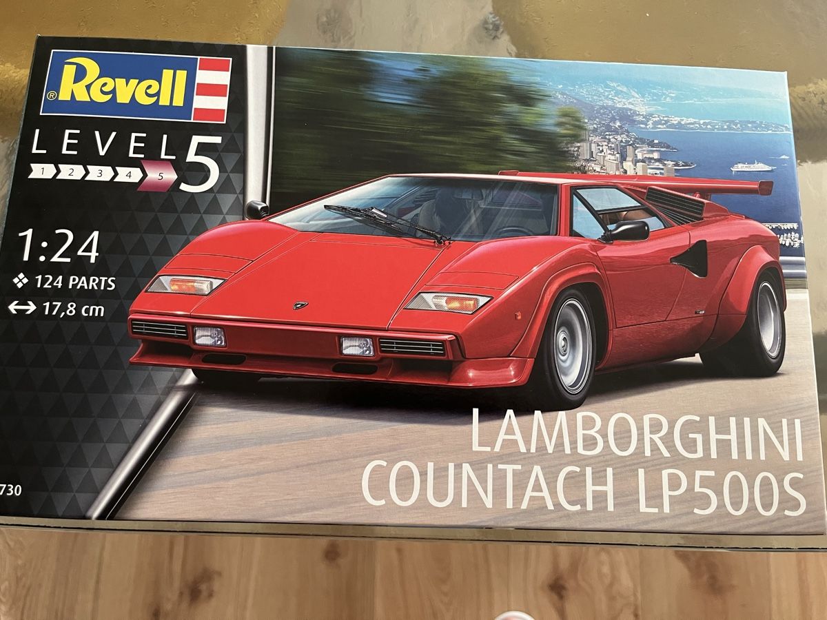 Revell Voitures modèles: 1:24 Revell Lamborghini Countach – Neuf (Voir description) à Sissach par babaduk