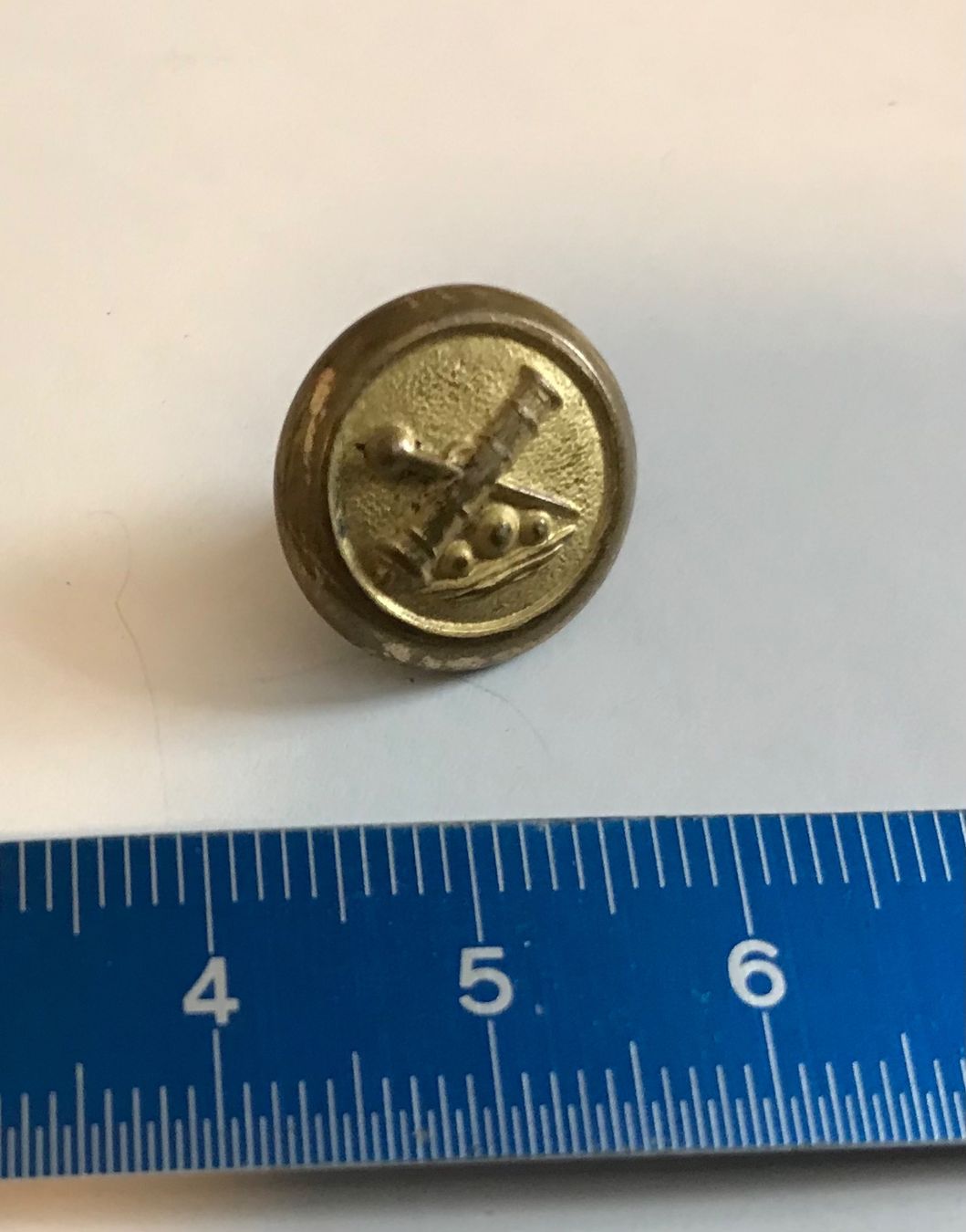Plaquettes & Badges: Anstecknadel Pferdekopf , u. Knopf – D'occasion à Füllinsdorf par unda2 1