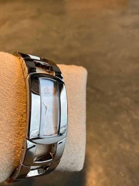 Calvin Klein Uhren: montre – Neu (gemäss Beschreibung) aus Haute-Nendaz von Chevrolet72