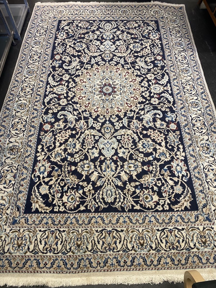 Tappeti: Original Perser Teppich Nain mit Seide  – Usato da Männedorf venduto da Adamiat