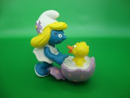 SCHLUMPFINCHEN MIT KÜKEN IM EI SCHLEICH 1984 5,5CM
