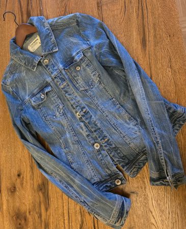 Schöne Jeans Jacke von Terranova