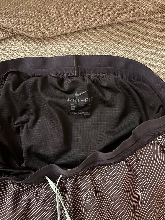 Nike Pantaloni: Nike Trail Running M – Usato da Zürich venduto da von_sj9s 2