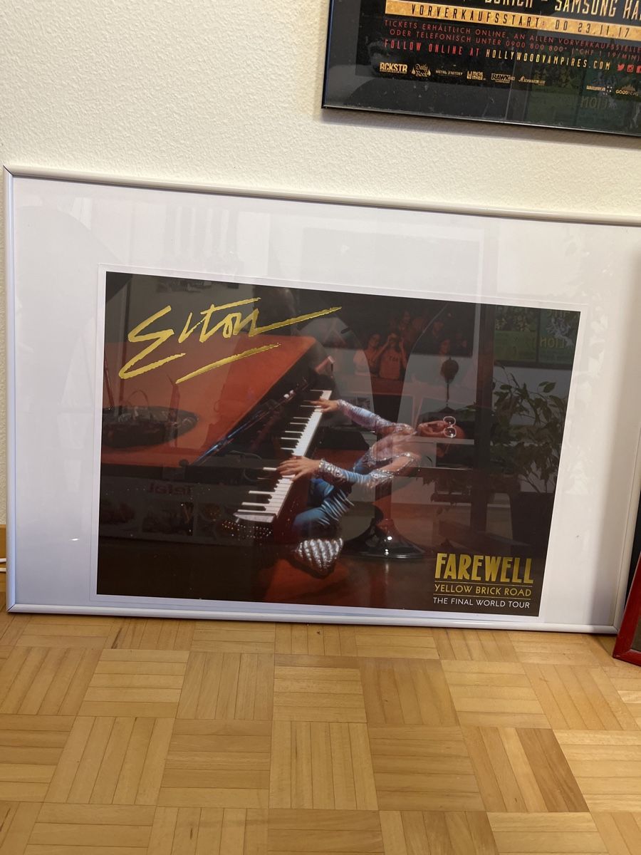 Foto & Immagini: Elton John VIP Bild gerahmt neu – Nuovo (secondo la descrizione) da Affoltern am Albis venduto da Partyfruit