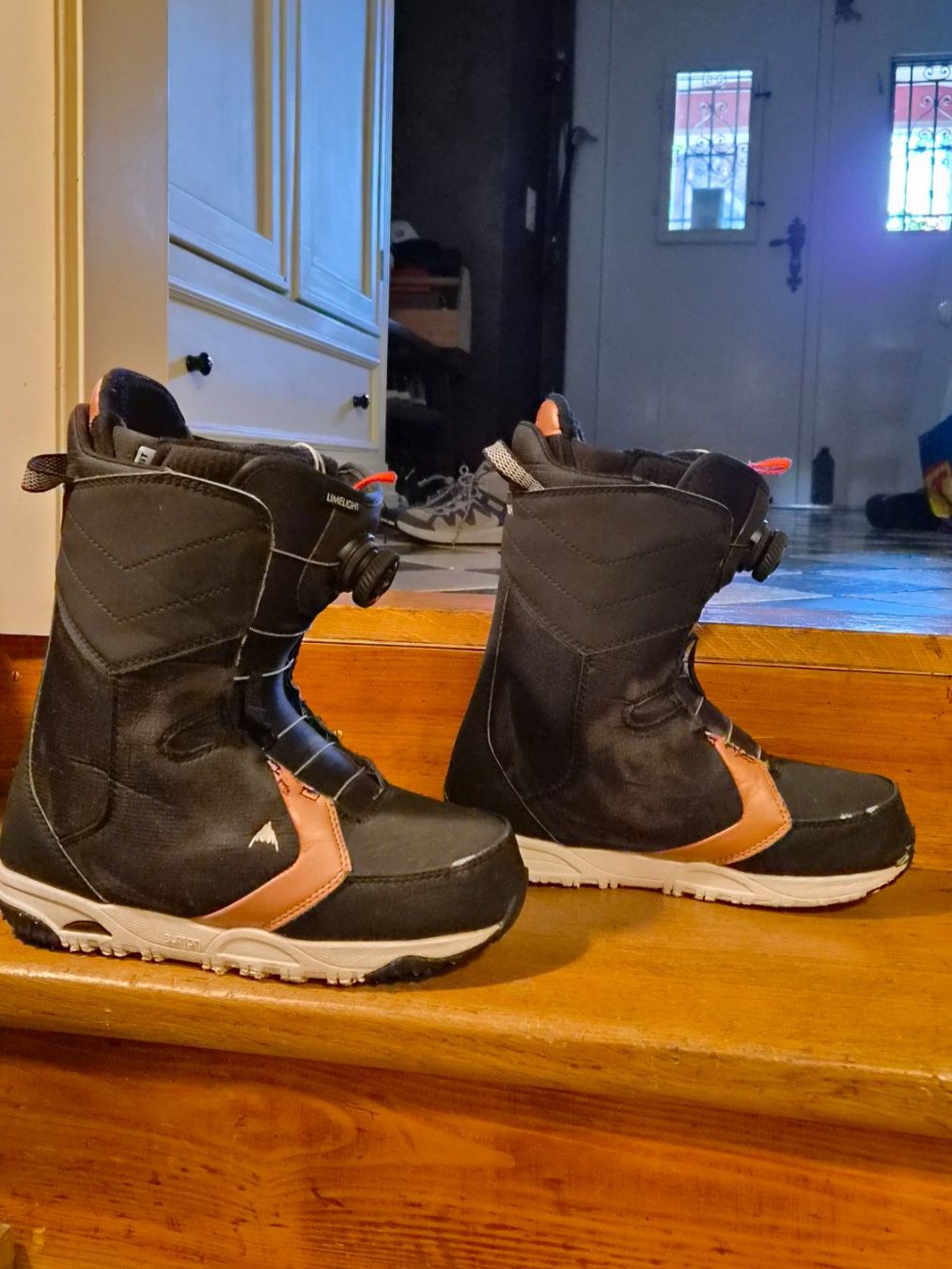 Burton Damenschuhe: Burton Snowboardschuhe Gr. 41.5 – Gebraucht aus Oberrieden von Raja011 1