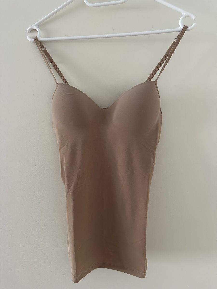 Hanro Autres dessous: Hanro Spaghetti Top nude – D'occasion à Trimbach par Goldchild_8