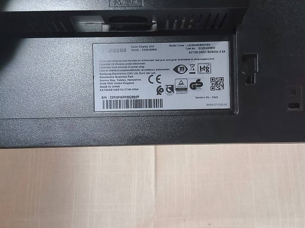 Monitor: Samsung S22E45KBWV – Usato da Lausanne venduto da ber_qk5j 1