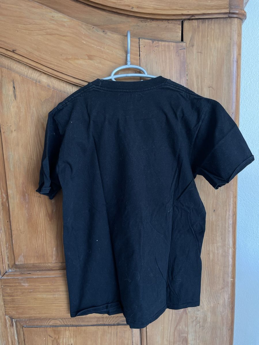 T-shirt: T-shirt le règlement – Usato da Colombier NE venduto da thomasarquint 2