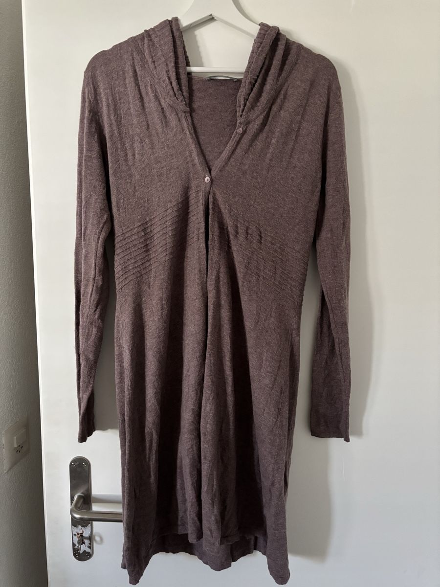 Nile Giacche: NILE Strickjacke Gr .S – Nuovo (secondo la descrizione) da Aarwangen venduto da jbl_y8z7