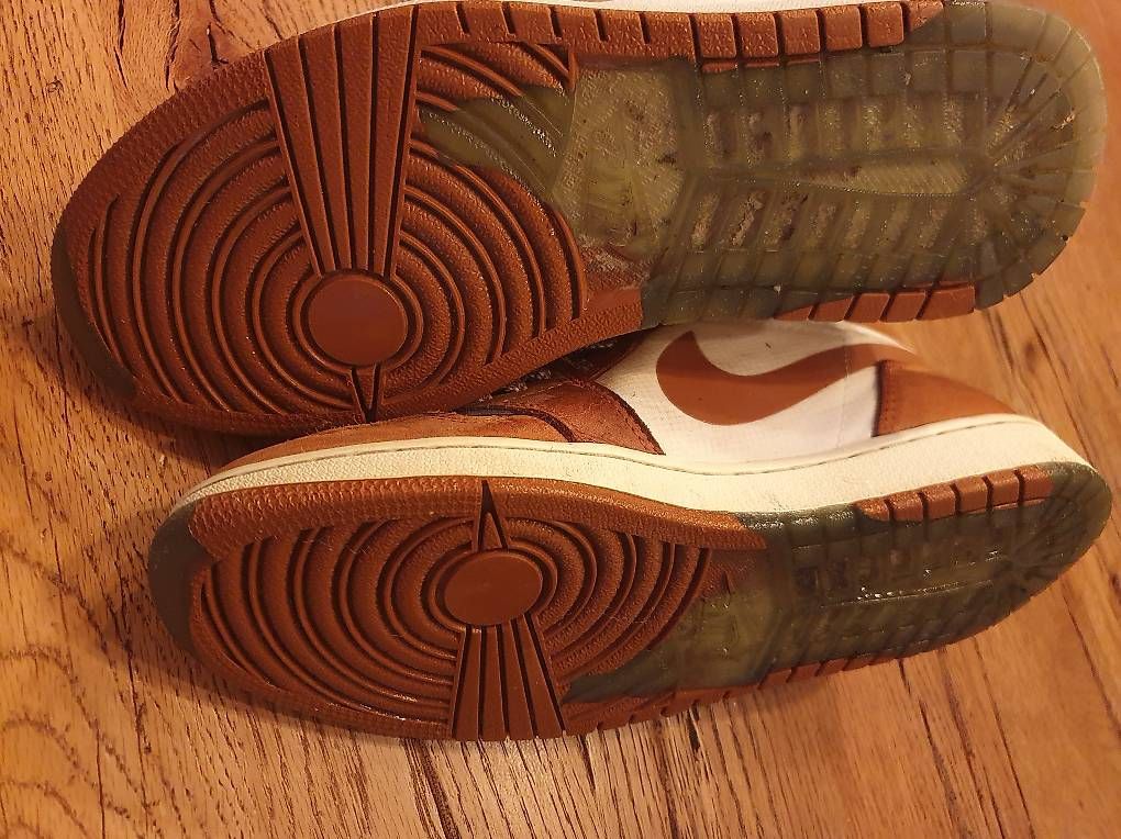 Chaussures hommes: Jordan 1 Retro High Element Gore-Tex ? sandfarben / kaffeebr – D'occasion à Ibach par meibaum 4