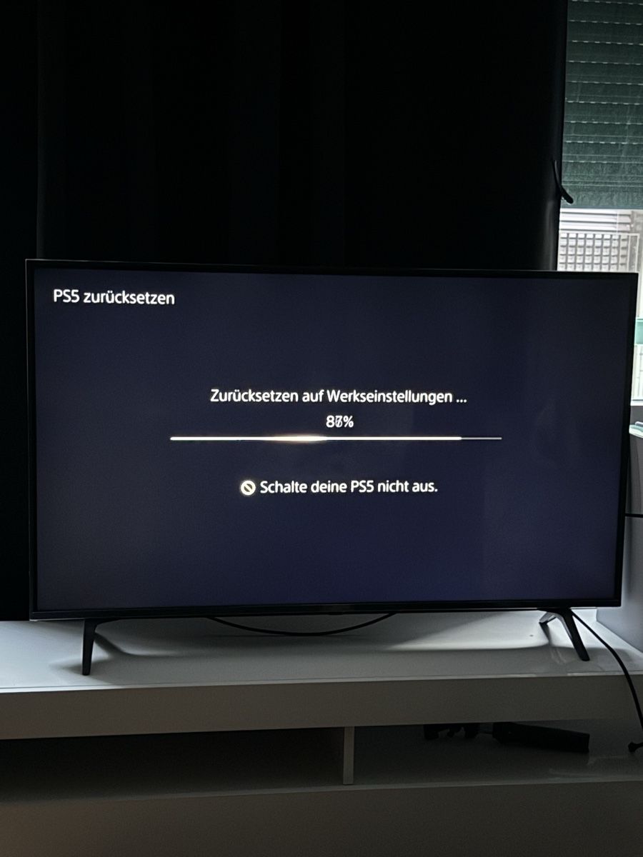 Sony Consoles: Sony PlayStation 5 Digital Edition mit 2 Controller – D'occasion à Zürich par iha_x8qc 2