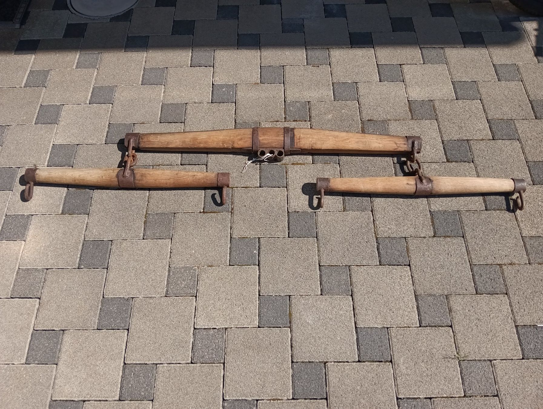 Articoli in legno: 2 er Pferde Zuggeschirr – Usato da Uezwil venduto da Turbofritz