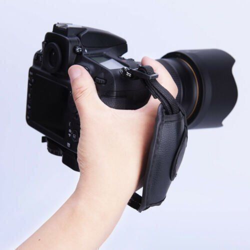 Nikon Fotocamera: Handschlaufe Universal Canon Nikon Sony – Nuovo e nell'imballaggio originale da Fulenbach venduto da Pixelshop
