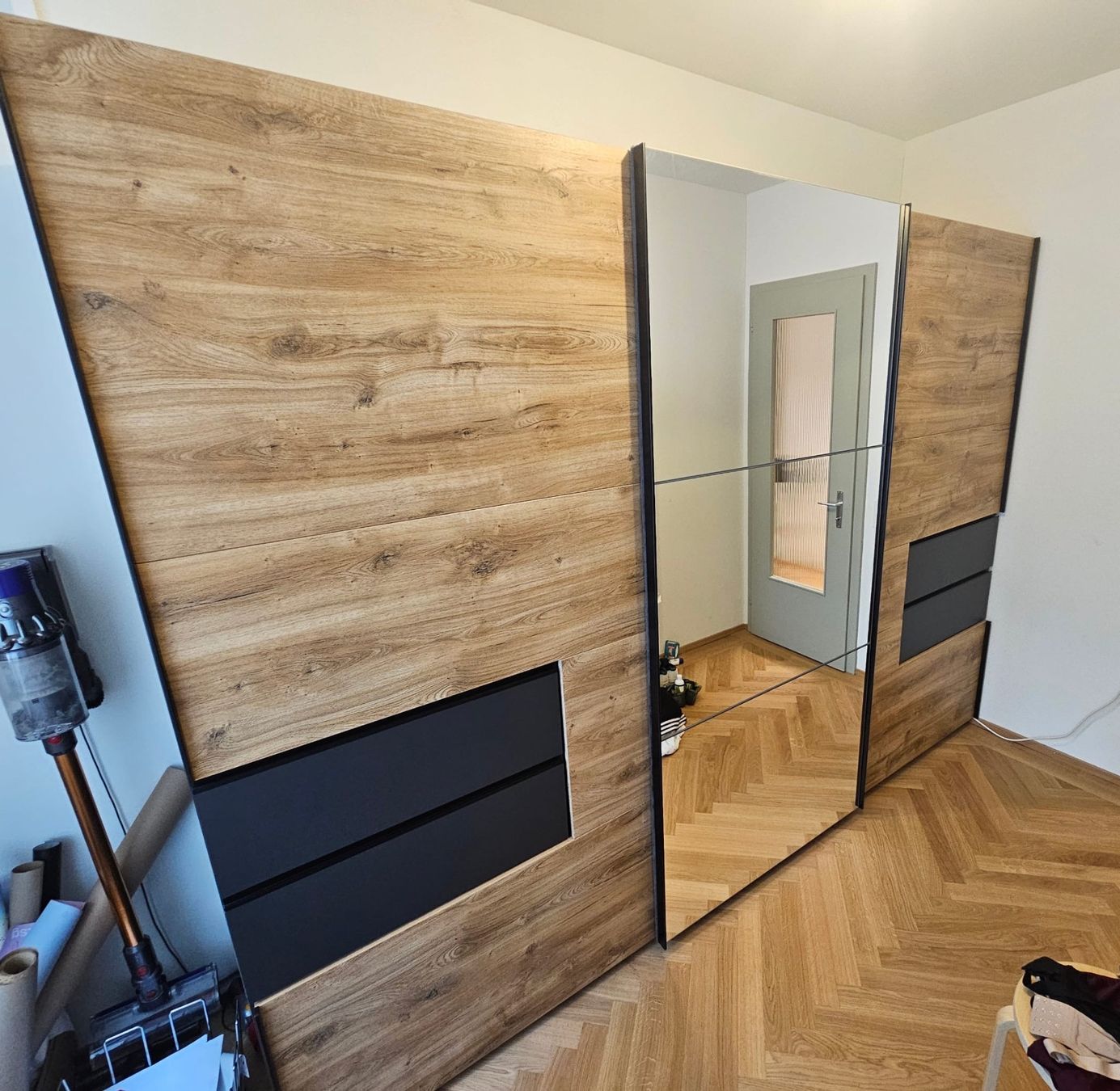 Armoires: Schwebetürenschrank – D'occasion à St. Gallen par rah_69dl