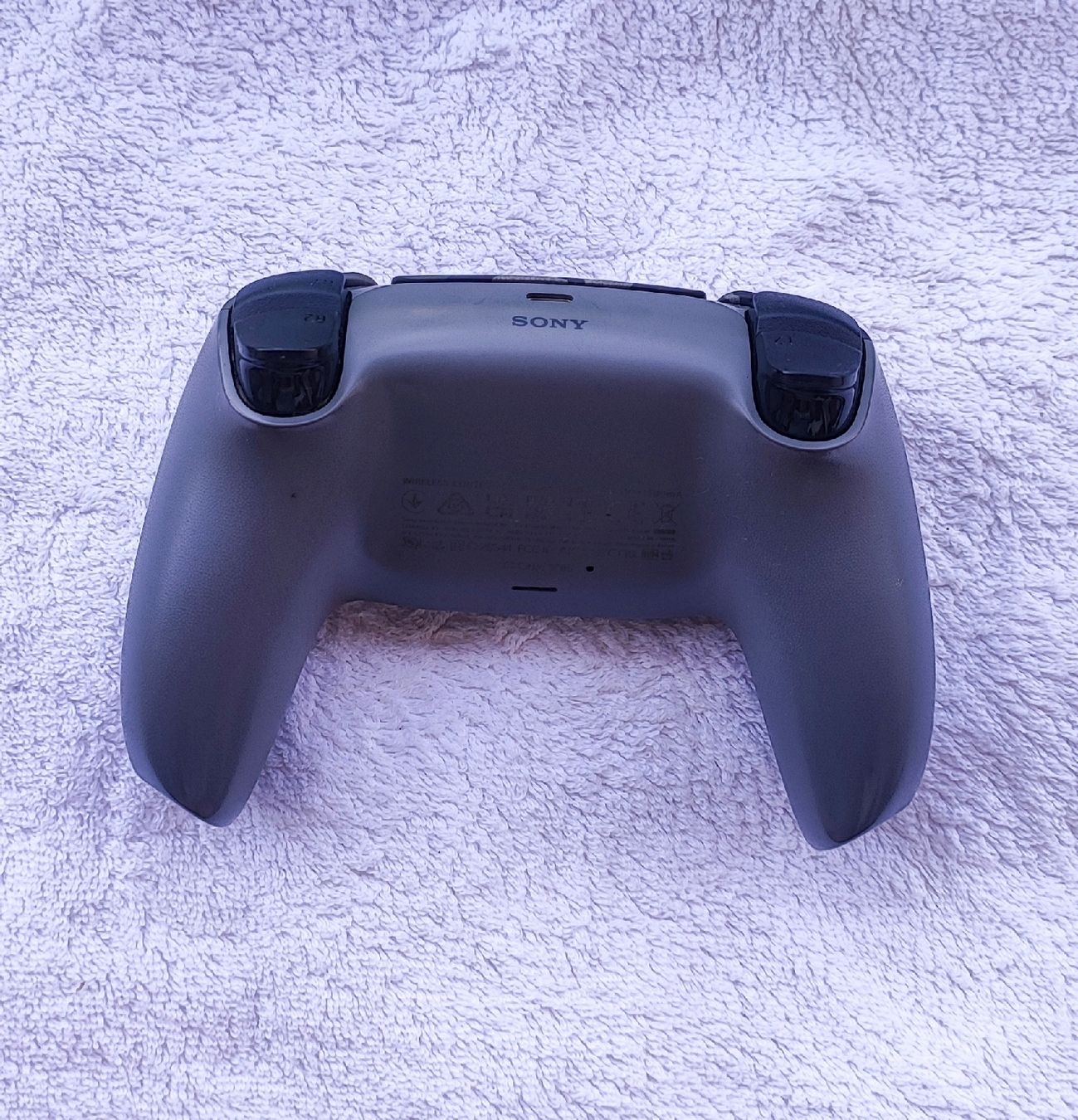 Sony Controller: PS5 Controller ( defekt) – Defekt aus Zollikofen von zar_j67f 4