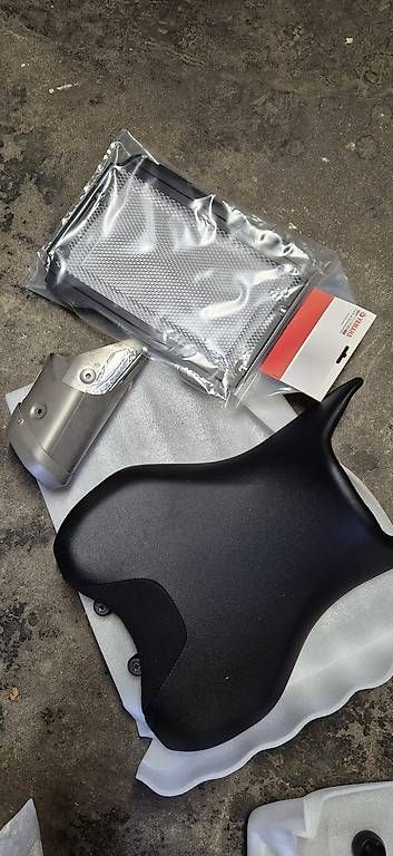 Tutti i ricambio per moto: Pièces et accessoires Yamaha MT07  – Usato da Fribourg venduto da jul_yjq7 1